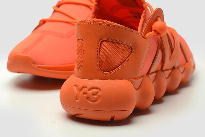 夏天來個亮色鞋款吧！近覽 Y-3 Kyujo Low 鞋款鮮橙配色！