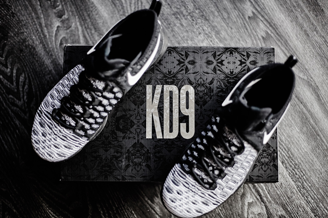 編輯開箱／對現在的 “他” 來說是雙完美的球鞋：Nike KD9「Mic Drop」配色