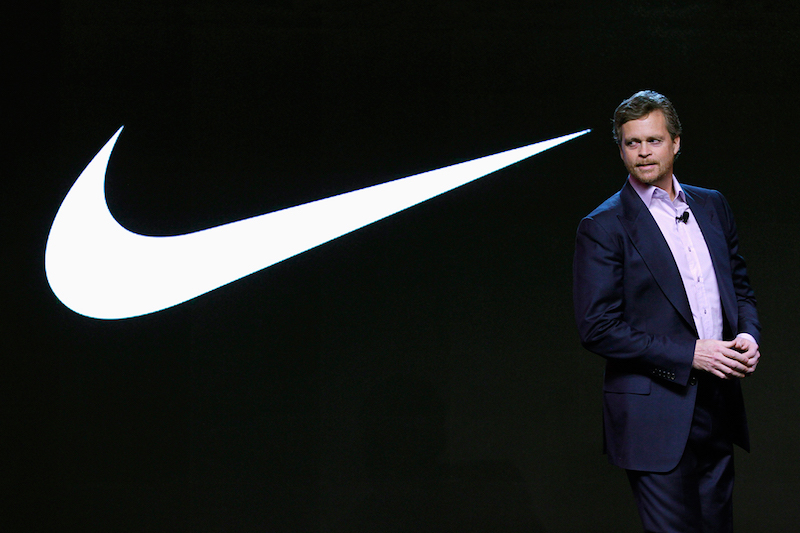 收入三級跳！你為 Nike CEO 的「十位數」荷包貢獻了多少？