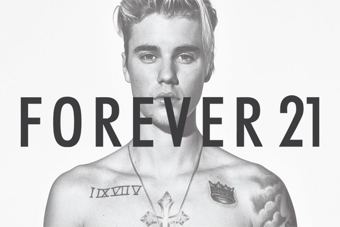 Justin Bieber x Forever 21，把小賈的臉穿在身上囉！