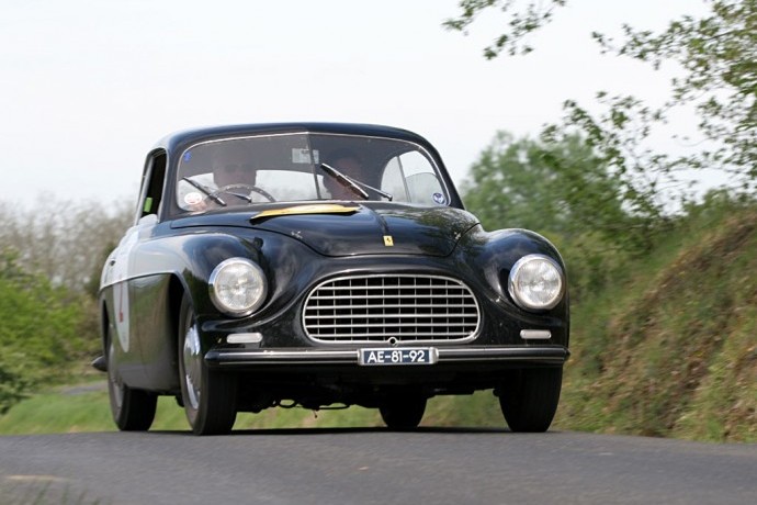 藍寶堅尼還在玩牛車呢！超越一甲子年紀的 Ferrari 166 Inter Coupe 即將拍賣