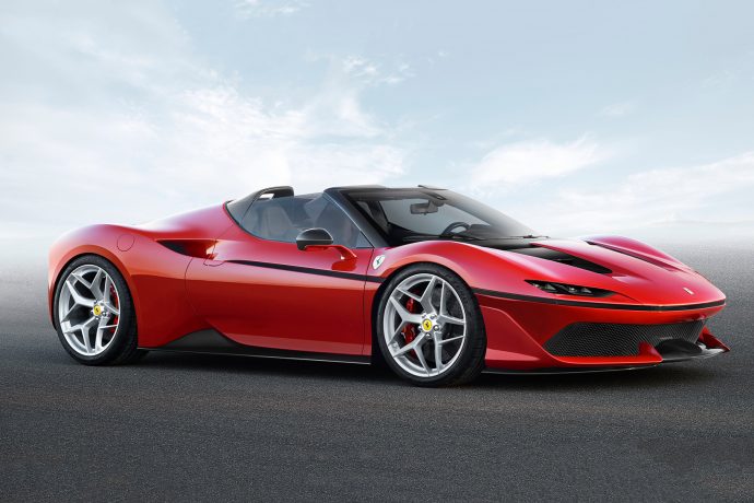 深耕 50 年，Ferrari 紀念版本 488 Spider 全球限量「10」台！