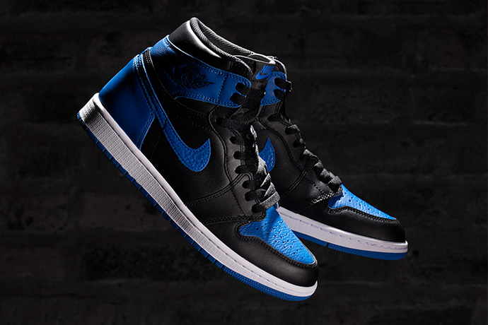 令人痛斥的球鞋黑幕，買 Jordan 1 黑藍「走後門」被鞋迷抓包！