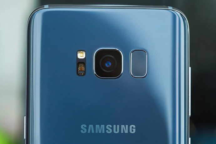 Galaxy S8 冰湖藍新色 豔夏新登場