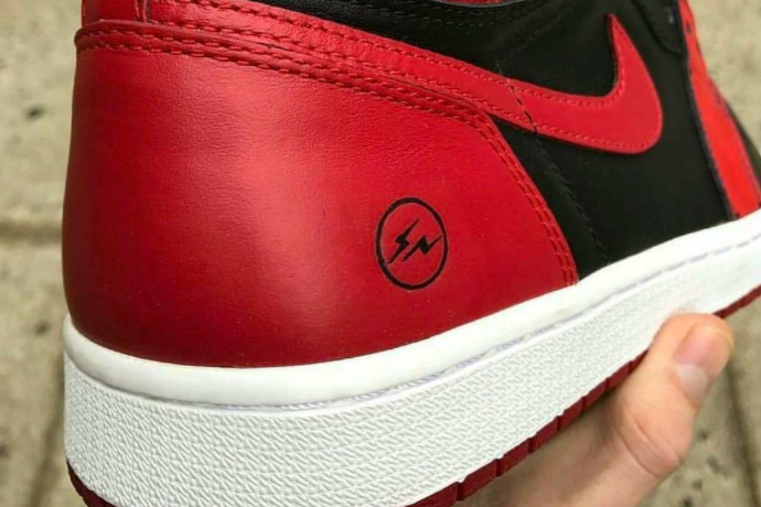 Air Jordan 1 x fragment design「黑紅」引來網友論戰？是真是假還無法確定……