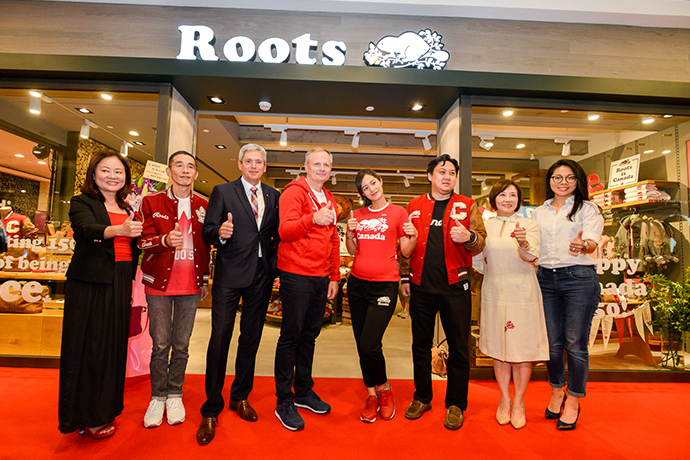 王子、Popu Lady 等眾多藝人紛紛站台！Roots 全球首家全新概念店進駐台北 101！