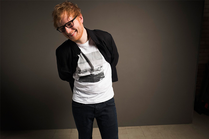 2017 最多點播次數男歌手，Ed Sheeran 光《Shape Of You》就有 14 億次！