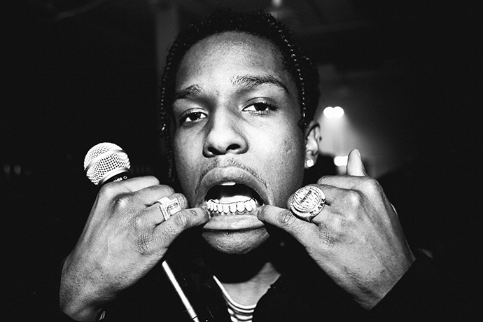 A$AP Rocky 談論現今嘻哈時尚：「髒辮、長髮、金牙，是我們將這些帶回 Hip-Hop 裡」