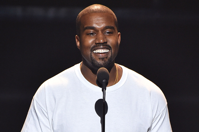 Kanye West 全新專輯竟然用「害死母親」的兇手照片當封面…