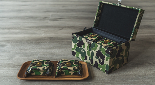 拿到了也捨不得吃！A Bathing Ape 聯合謝霆鋒推出中秋節限定猿人「月餅禮盒」