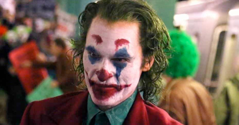 對 Joaquin Phoenix 版本的小丑有疑慮嗎？剛曝光的地鐵拍攝花絮讓我們有點期待