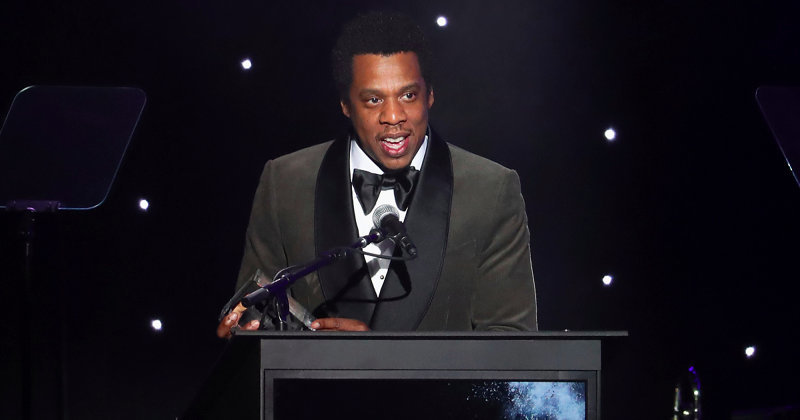 富比士認證「10 億」身價！Jay-Z 坐擁嘻哈帝王寶座：「他的存在就是一種商業」
