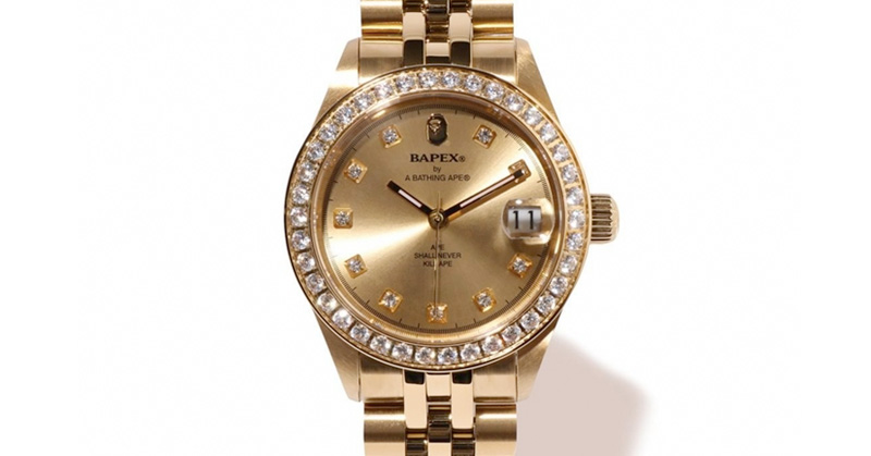 戴這只超 Gang！BAPEX Type 1「Gold」最派的金錶登場