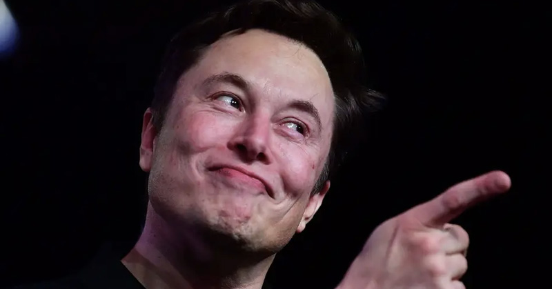 「現代鋼鐵人」Elon Musk 不只會做特斯拉，還會寫歌！？