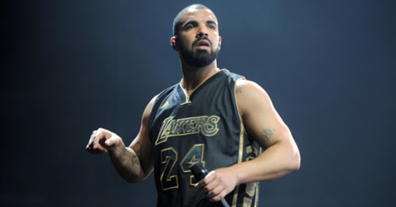 不是只有 Jay-Z 能罩球星！Drake 把這位「怪獸新人」搬上檯面！