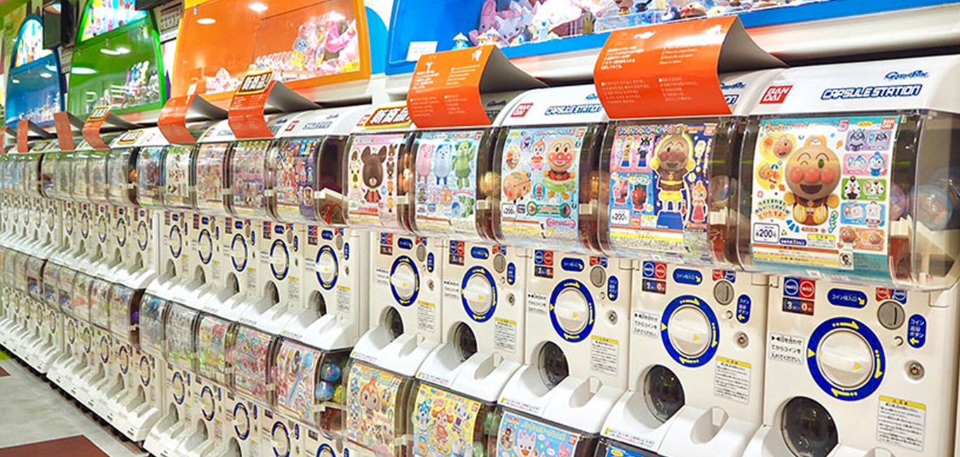 疫情期間無法體驗扭蛋樂趣？日本品牌 Bandai 推「扭蛋線上服務」，一隻手指頭就搞定！