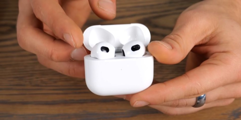 AirPods 用久了好髒怎麼辦？那就直接換一個！AirPods 3 據傳將在本週發售！