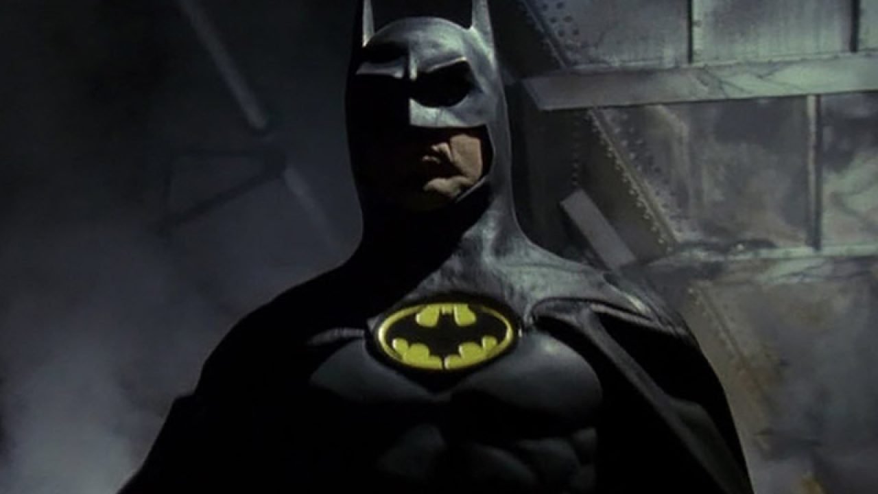 經典蝙蝠俠正式回歸！Michael Keaton 片場造型與全新座駕搶先曝光，那台車根本帥到沒朋友…