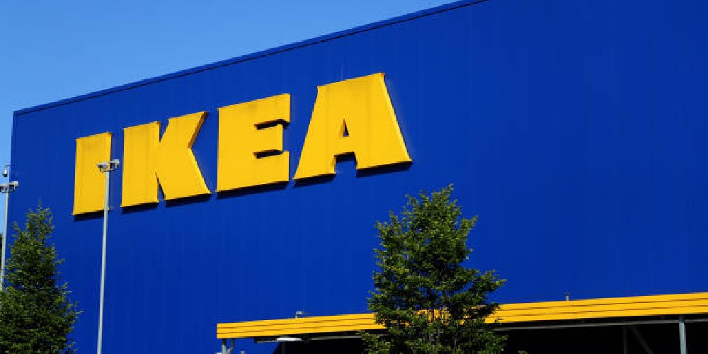 都是菜單惹的禍？IKEA 黑人員工控訴種族歧視，因 IKEA 在六月節供應「這些」食物…
