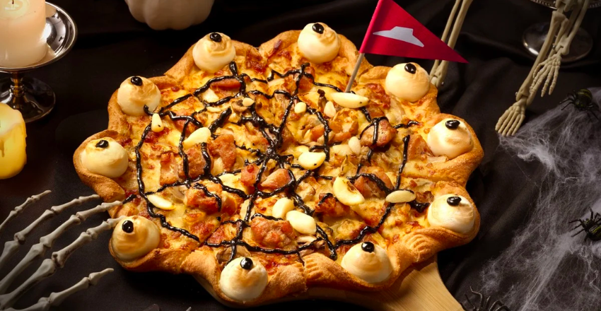 必勝客獵奇披薩再 ＋1！萬聖節限定「眼球比薩」限量開賣！