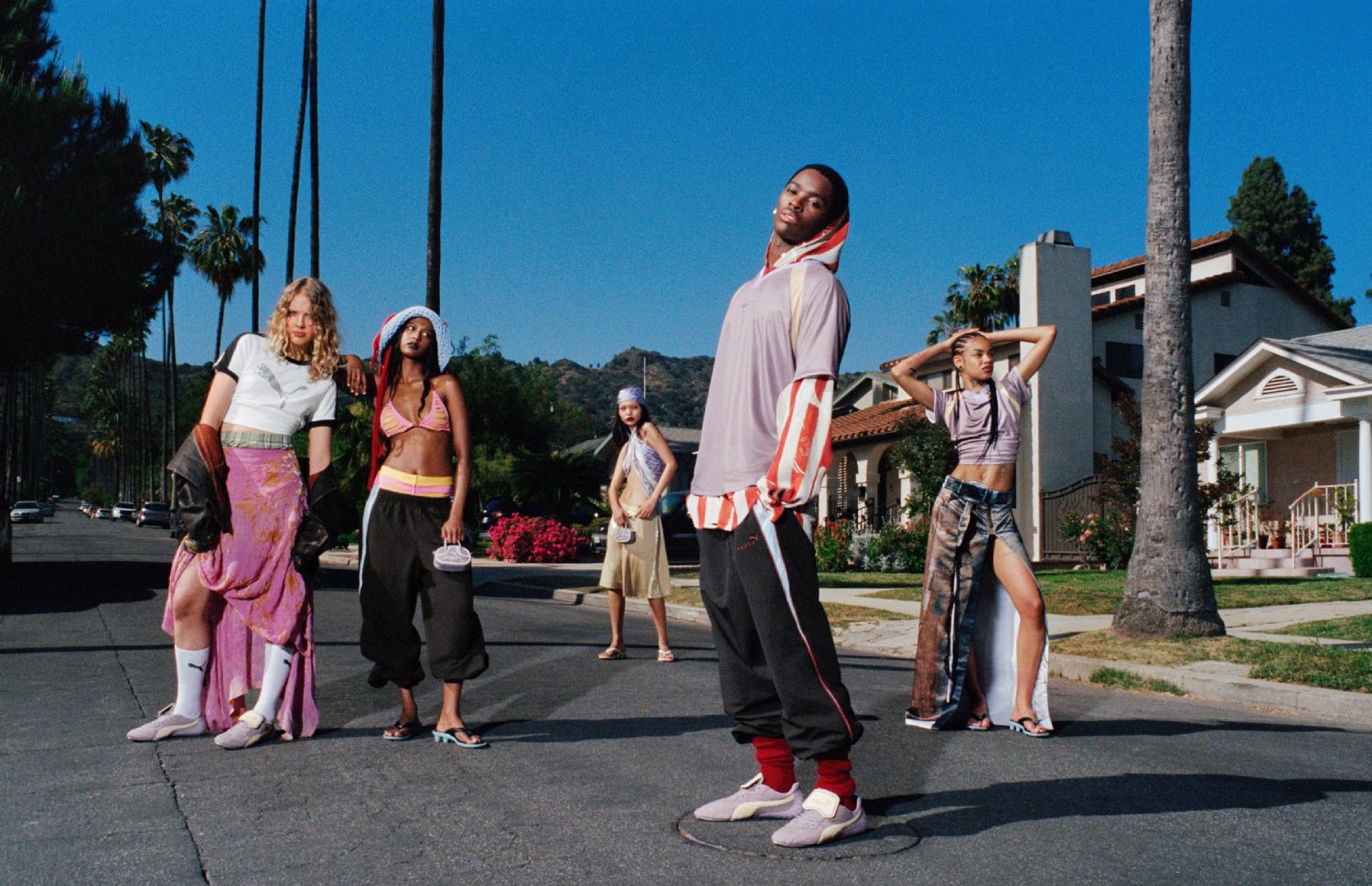 Rihanna 重新定義時尚規則！FENTY x PUMA 全新聯名系列玩出自己的風格| OVERDOPE 華人首席線上時尚潮流雜誌, image size:1500x968